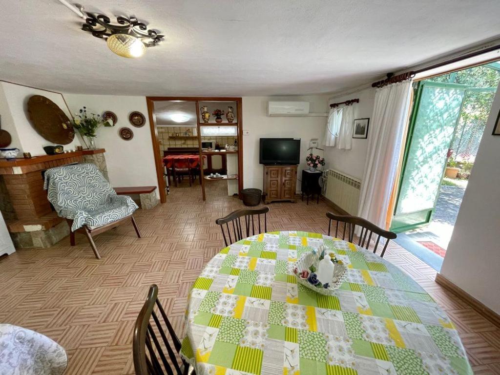 Rosy Apartment - Levanto, 5 Terre المظهر الخارجي الصورة